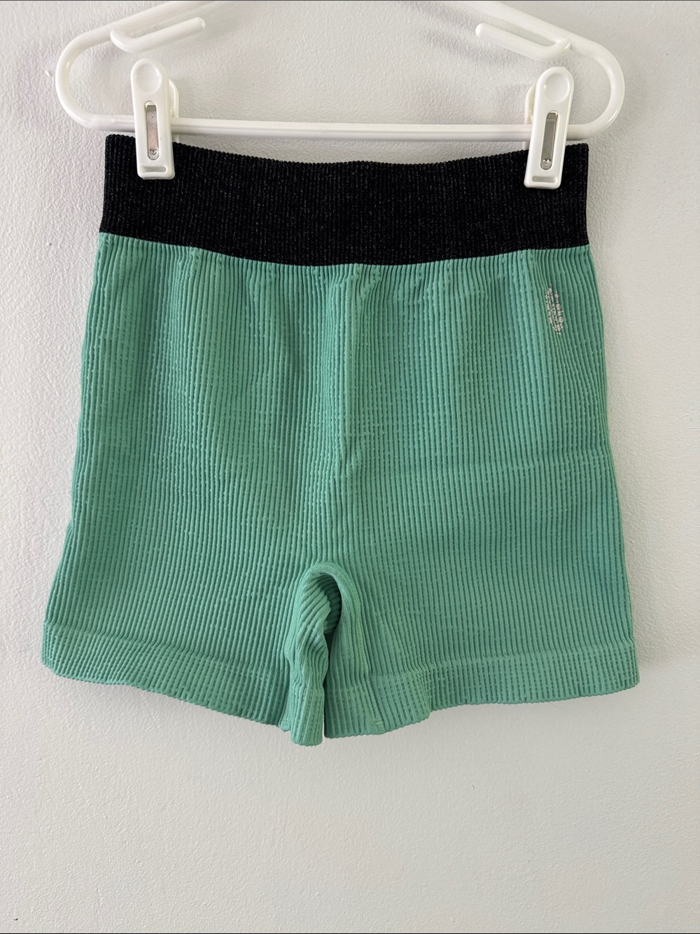 Free People Movement Green Prajna shorts Sz XS